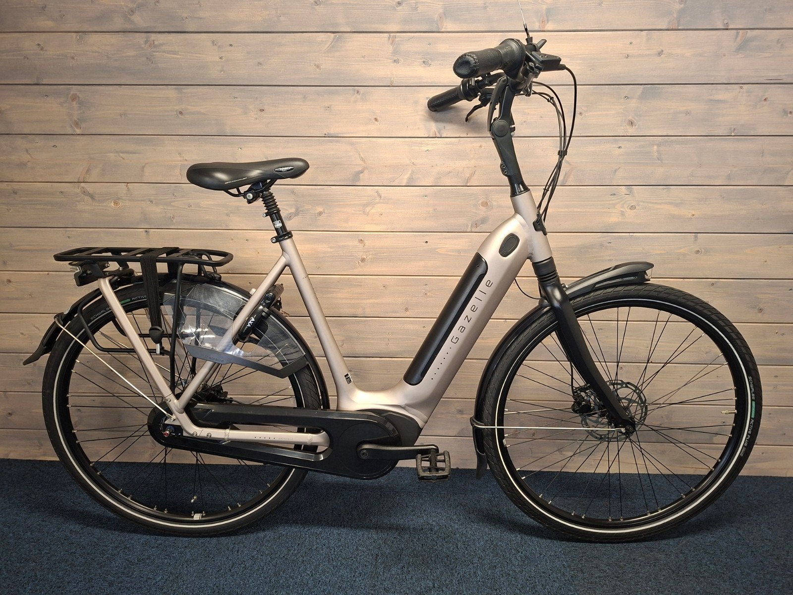 Gazelle Grenoble C8 D57 light sienna mat van 2024, Fietsen en Brommers, Ophalen, 56 cm of meer, Zo goed als nieuw, Gazelle