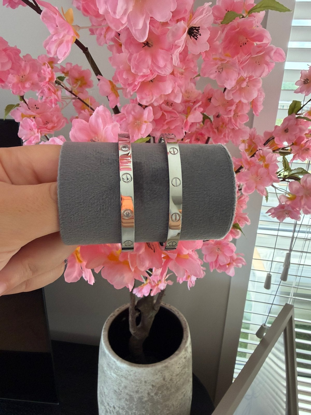 Cartier & Hermès armbanden – goldplated – €24,95, Ophalen of Verzenden, Nieuw, Overige kleuren