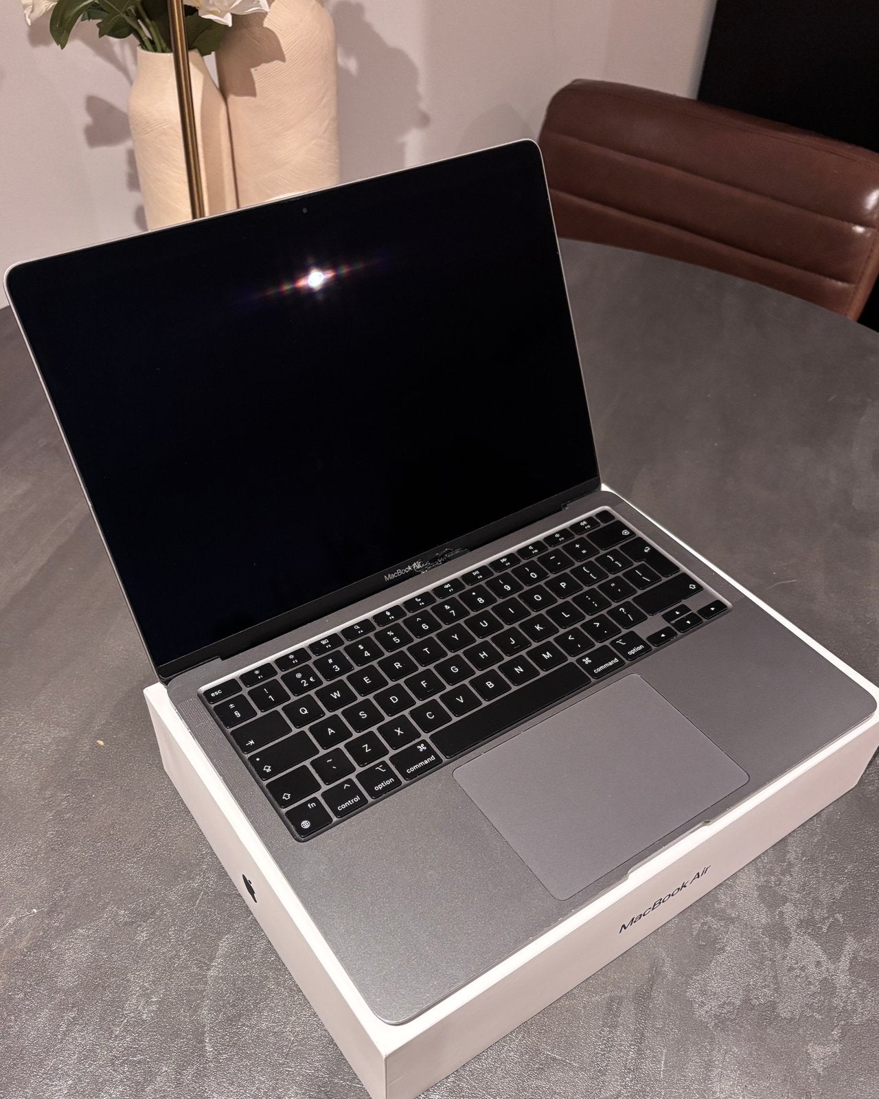 MacBook Air M1 chip 13 inch, Computers en Software, Apple Macbooks, Gebruikt, 256 GB, Qwerty, 8 GB