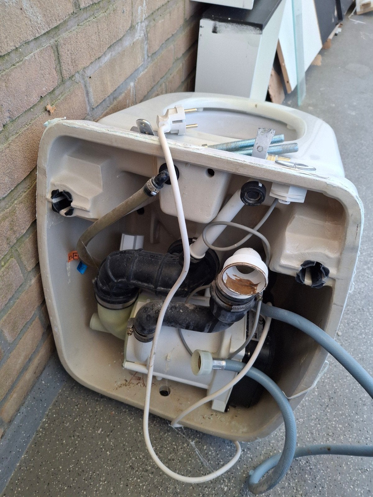 Sanibroyeur toilet in goede, werkende staat, Ophalen of Verzenden, Gebruikt, Toilet