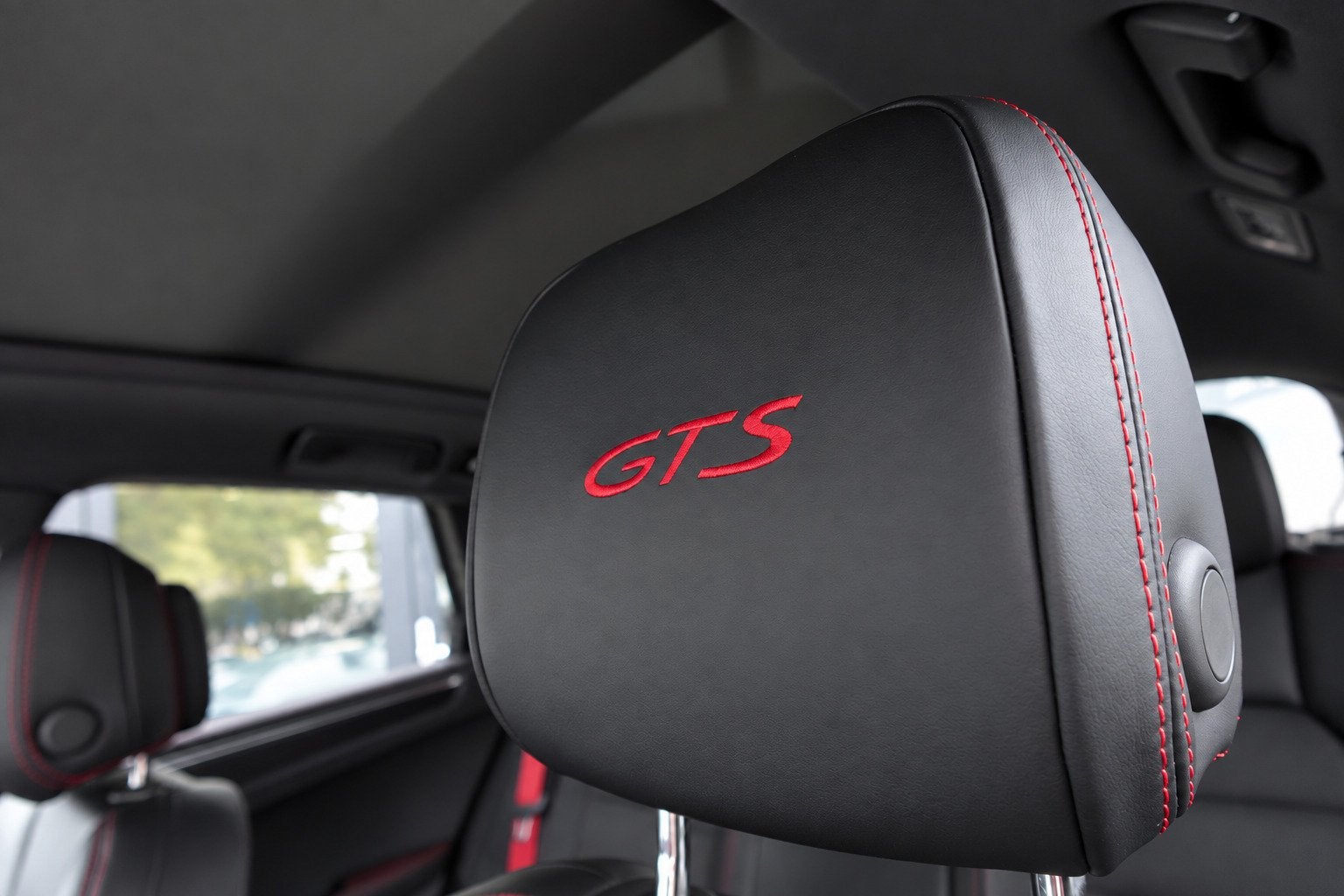 Foto 20 van Porsche Macan 2.9 GTS PANO SPORT CHRONO BOSE