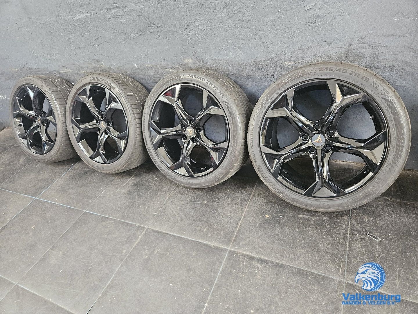 6mm! Originele Cupra Formentor 19 inch zwarte velgen 5x112 z