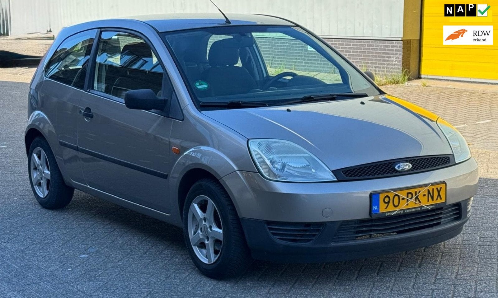 Ford Fiesta 1.4-16V AmbienteAutomaat/Trekhaak/km nap /nieuwe, Auto's, Dealer onderhouden, Gebruikt, 4 cilinders, Origineel Nederlands