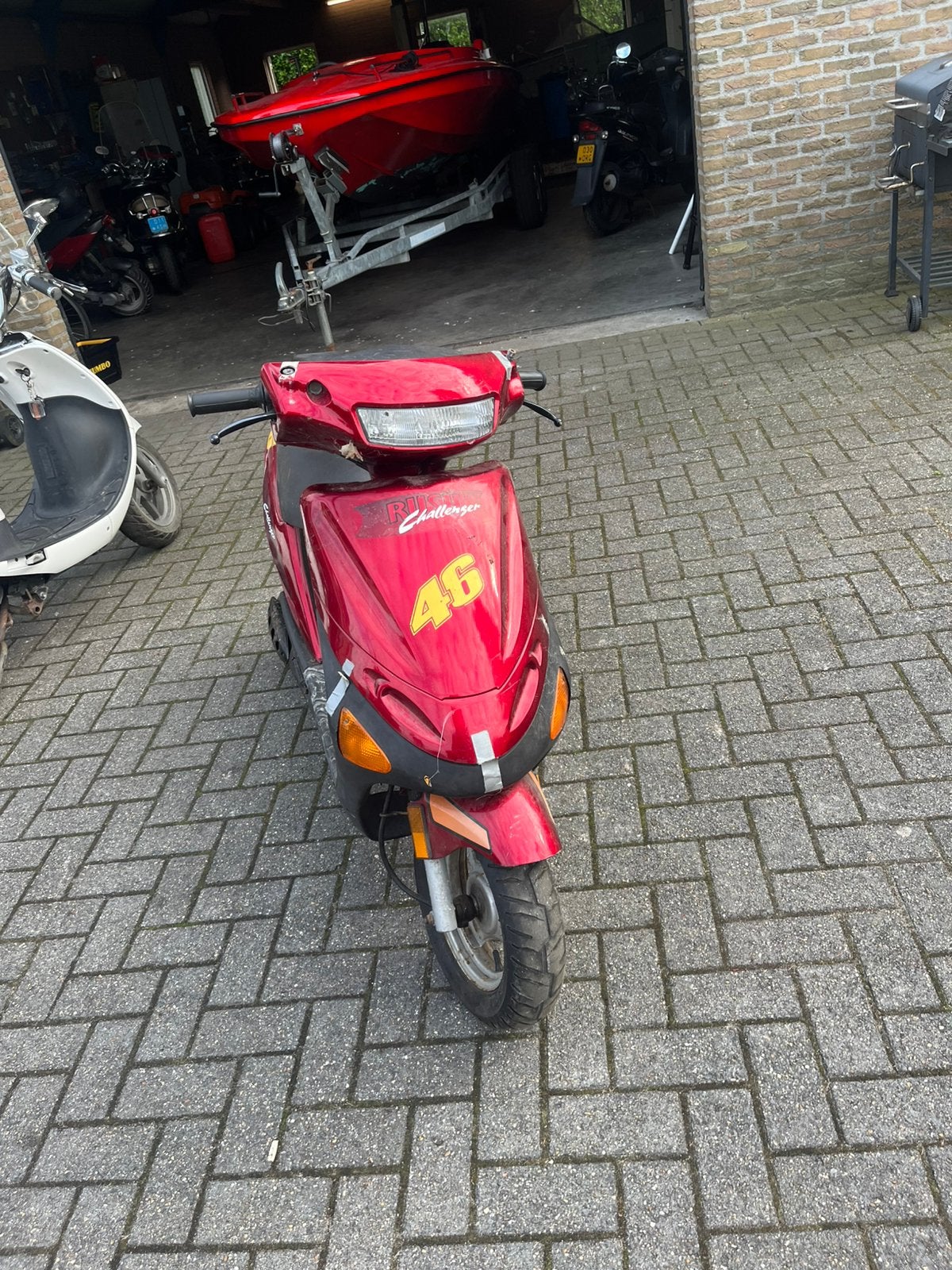 Loop of sloop scooter, Fietsen en Brommers, Ophalen, Zo goed als nieuw, Benzine, Overige modellen