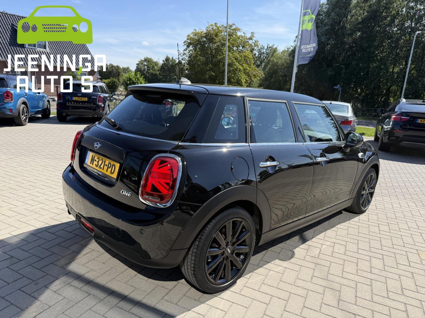 Mini 5-Deurs 1.5 One Pepper |PDC|Clima|Stoelverwarming, Auto's, Dealer onderhouden, Stof, Gebruikt, Euro 6
