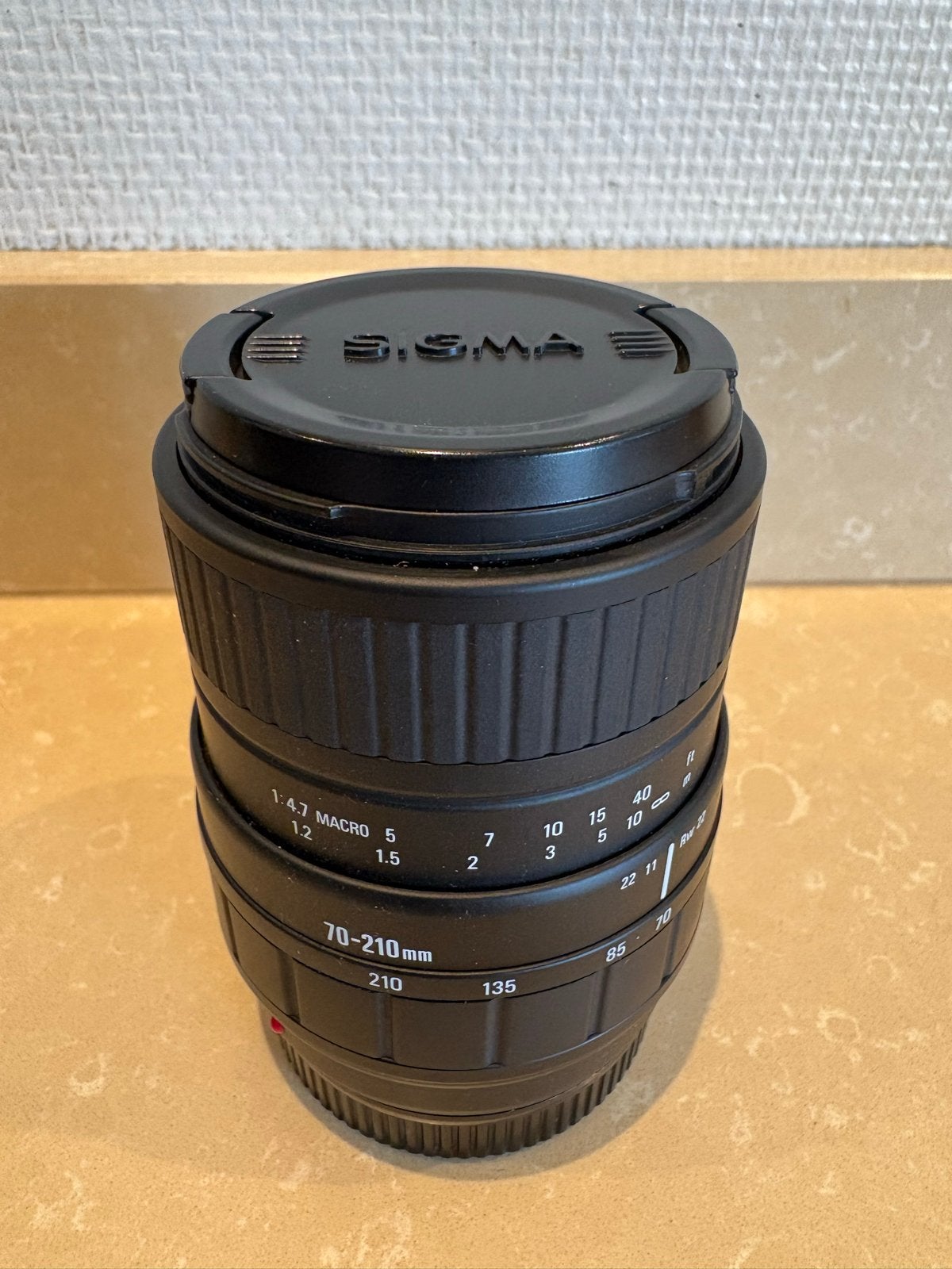 Sigma 70-210mm f/4.7 Macro Zoomlens, Sony A-mount, Ophalen of Verzenden, Gebruikt, Telelens, Zoom