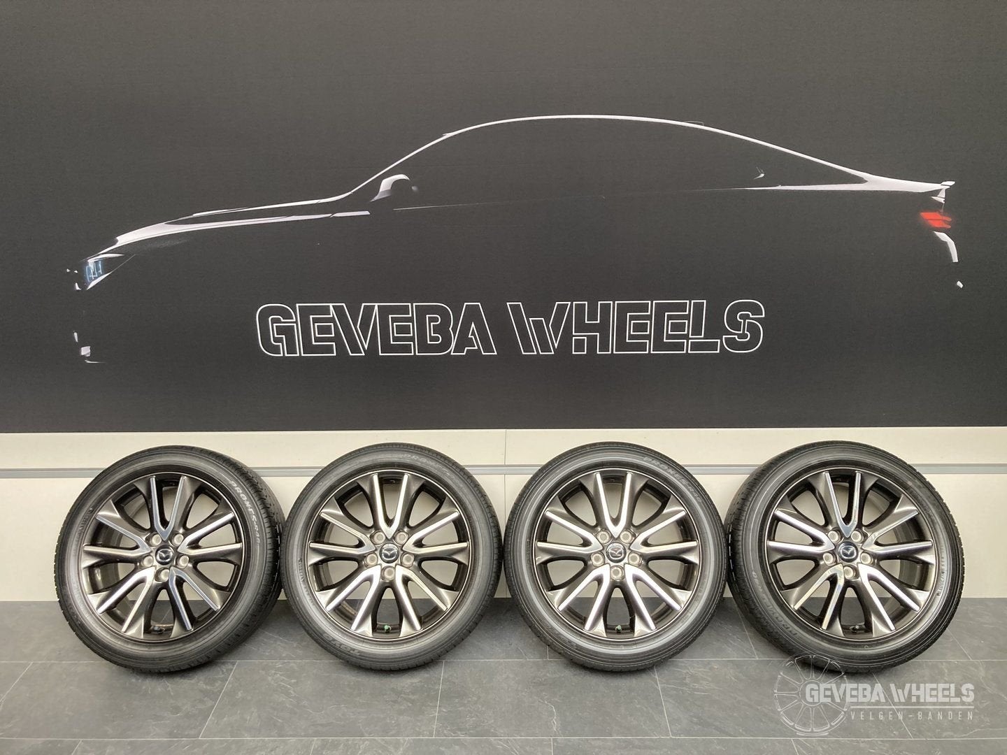 18” originele Mazda CX3 velgen + banden 5x114.3 9965277080, Auto-onderdelen, 18 inch, -, -, Banden en Velgen
