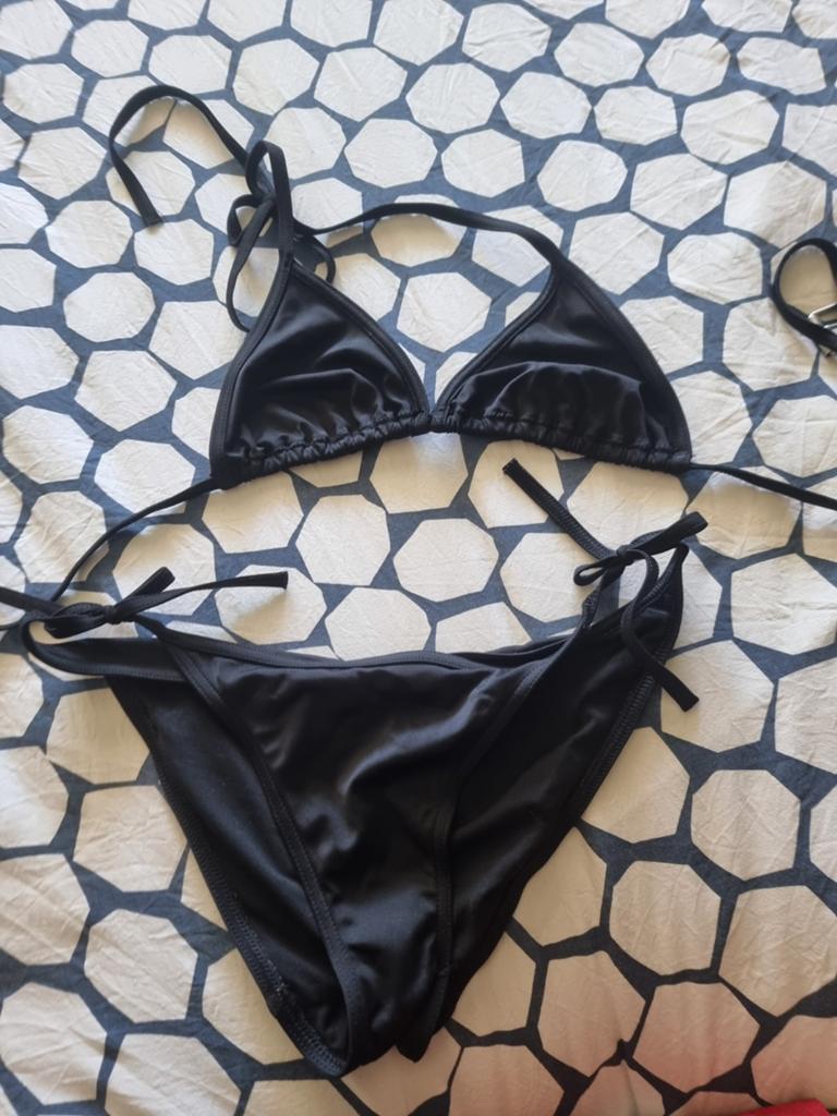 Zwarte bikini - Zo goed als nieuw, Zwart, Ophalen of Verzenden, Bikini, Onbekend
