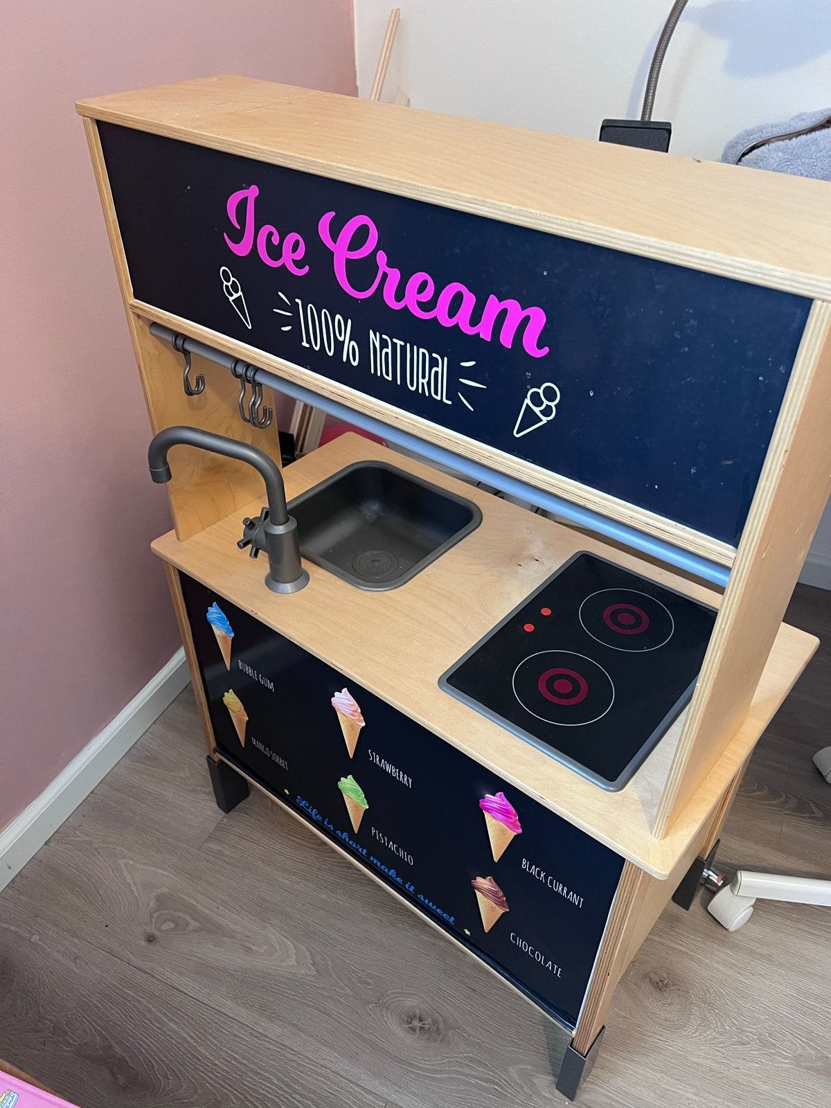 Houten Speelkeuken met IJssalon & Magnetron, Kinderen en Baby's, Speelgoed | Speelkeukens, Ophalen, Gebruikt, Hout, Speelkeuken