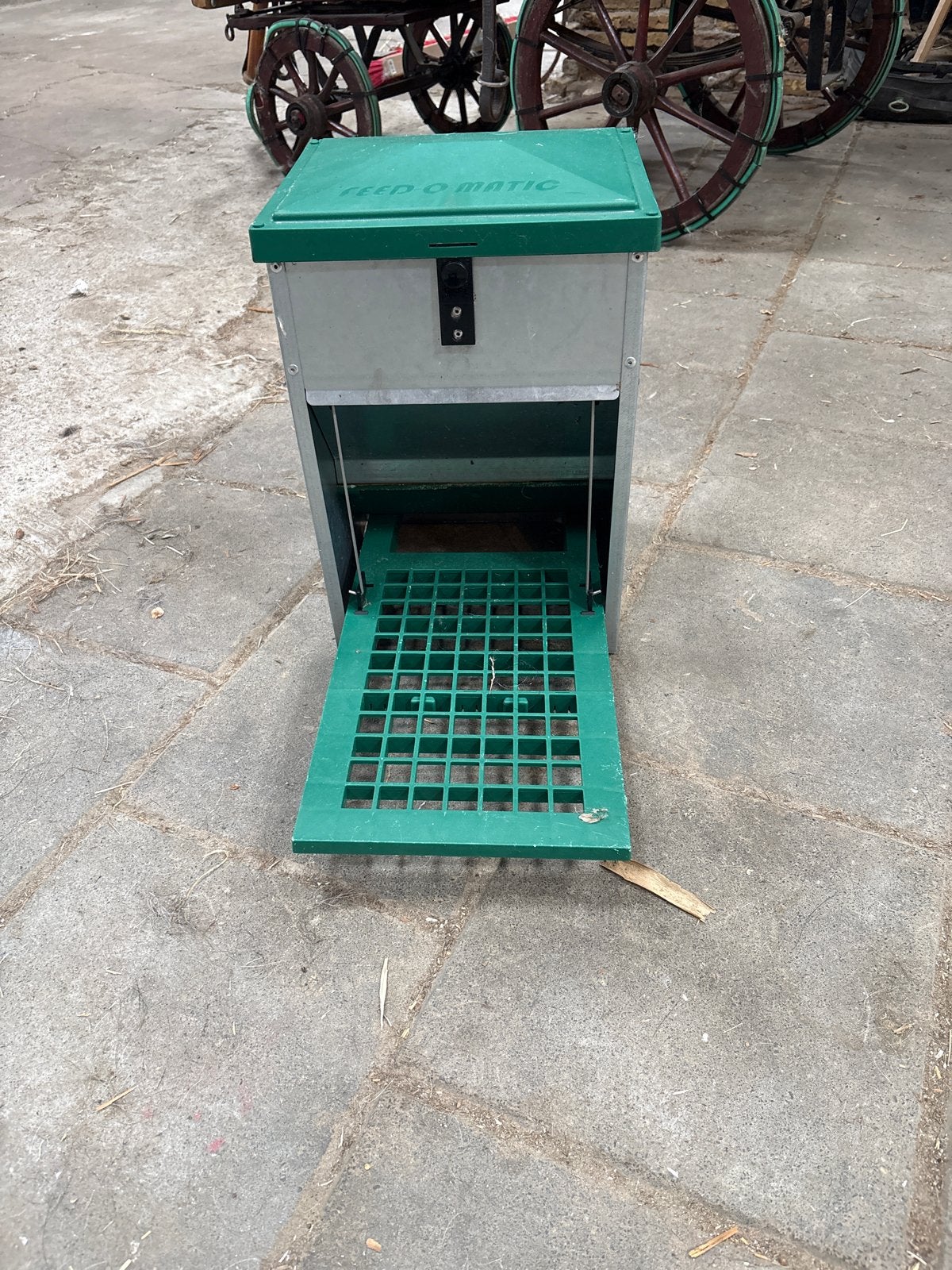 Feed o matic voersysteem, Ophalen of Verzenden, Zo goed als nieuw, Drinken en Voederen