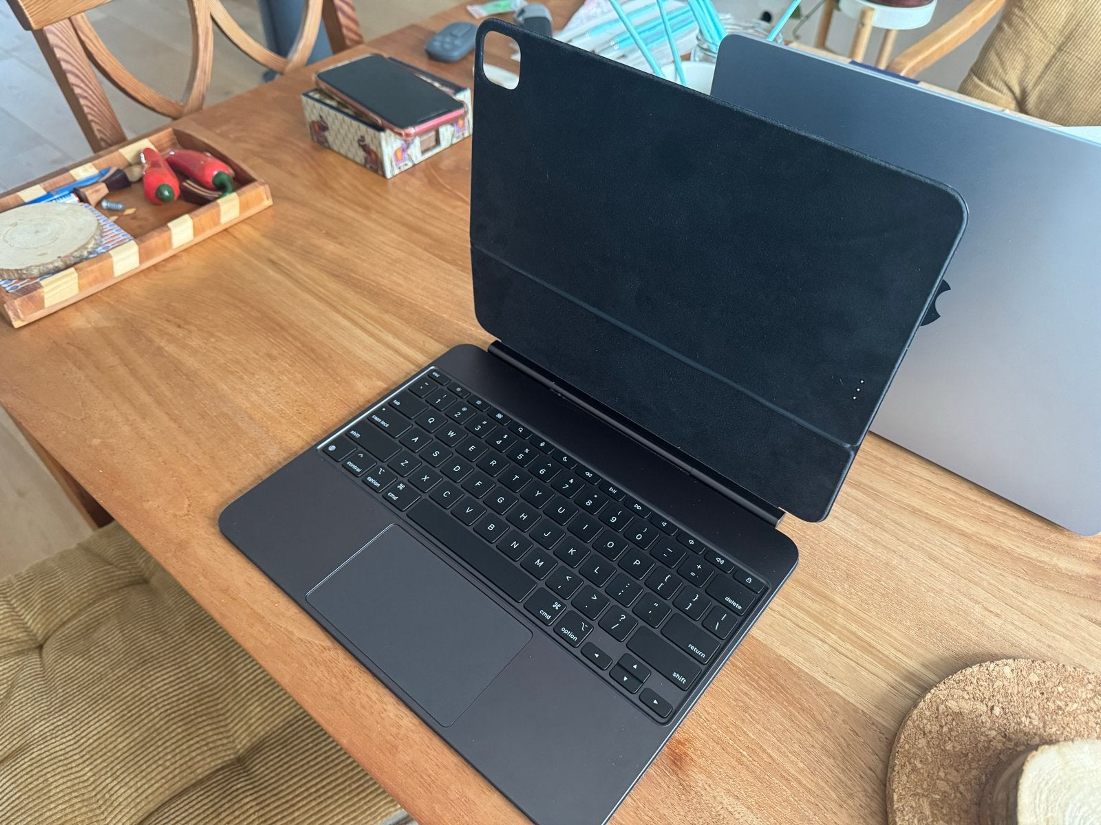 APPLE Magic Keyboard voor iPad Pro 13 inch M4 - Zwart, Computers en Software, Apple iPads, Ophalen, 13 inch of meer, Zwart, Zo goed als nieuw