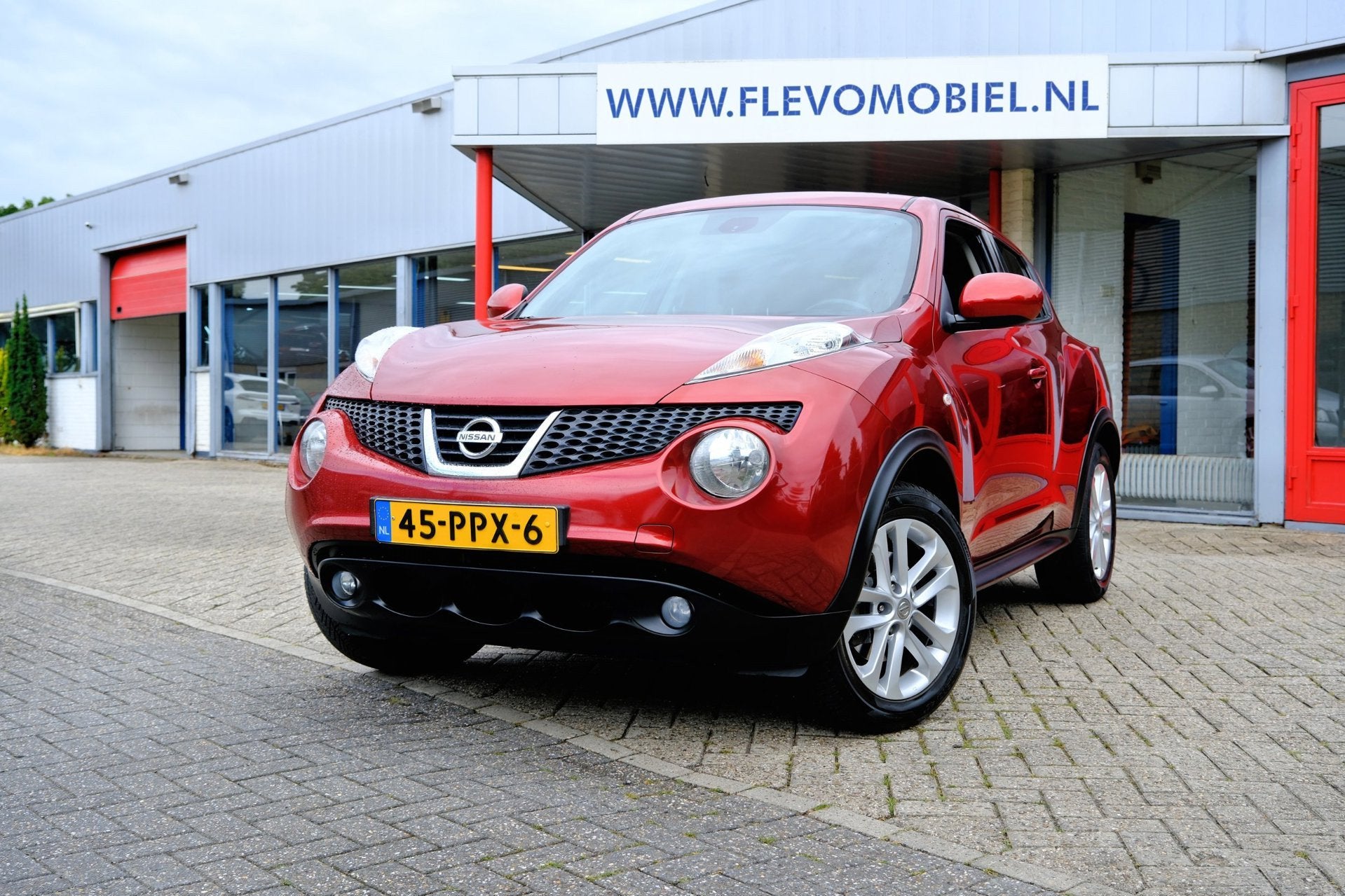 Nissan Juke 1.6 190pk DIG-T Tekna Navi|Leder|1e Eig!|Cam|Cli, Voorwielaandrijving, Euro 5, 1618 cc, Gebruikt