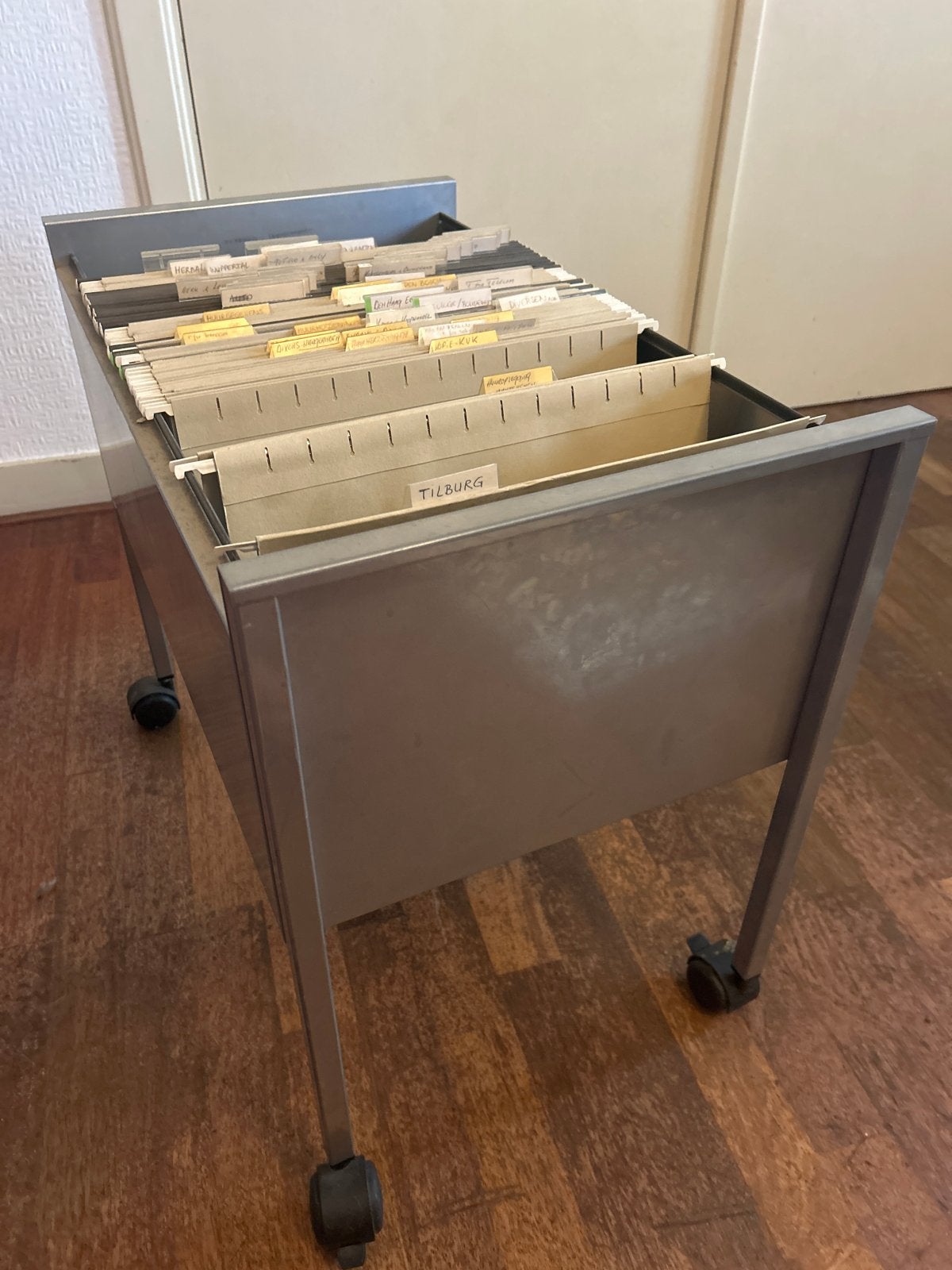 Mobiele archiefkast met hangmappen, Ophalen, Gebruikt