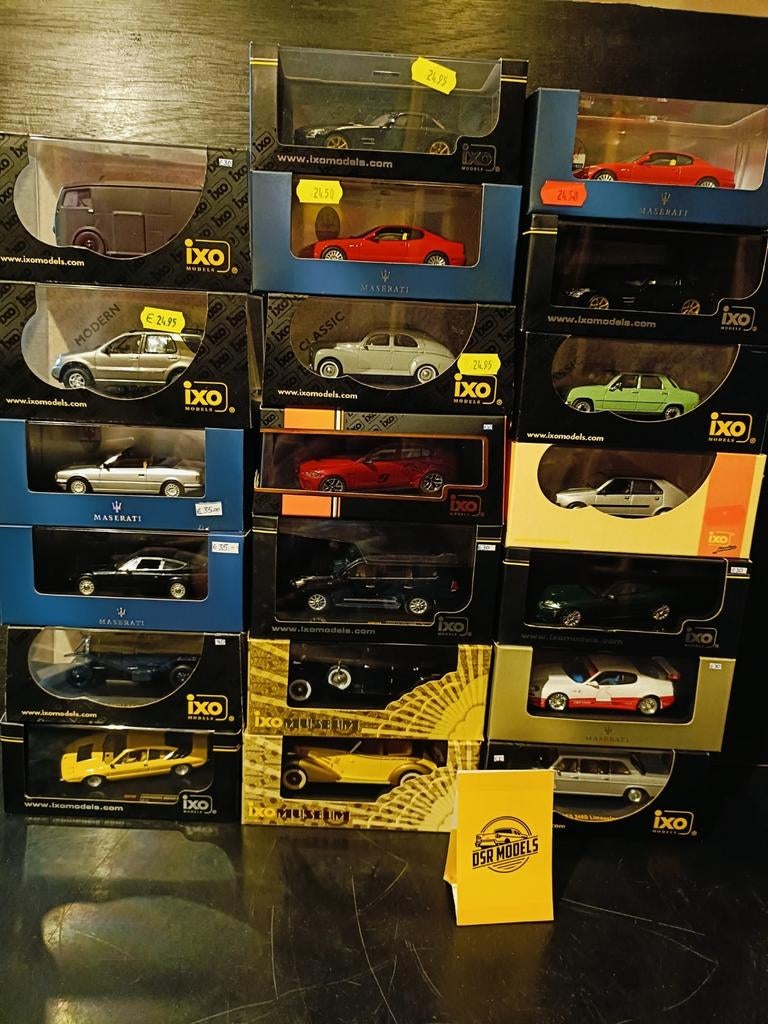 1:43 Ixo modellen veel verschillende, Hobby en Vrije tijd, Modelauto's | 1:43, Overige merken, S, Auto, R