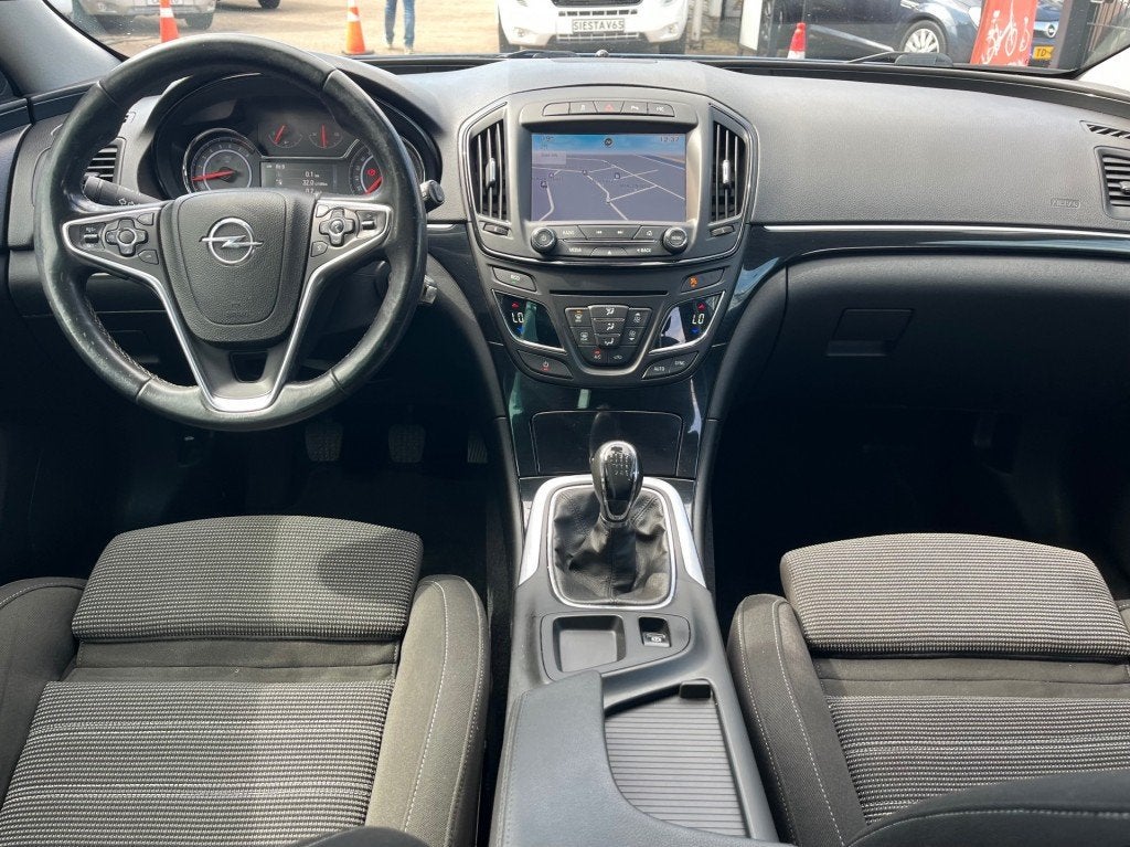 Opel INSIGNIA 1.6 T Sp.Tourer Cosmo Clima Cruise Trekh., Voorwielaandrijving, 15 km/l, Gebruikt, Euro 6