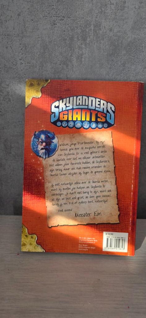 Skylanders Giants Official Guide Boek, Boeken, Ophalen of Verzenden, Zo goed als nieuw, Meister Eon, Non-fictie