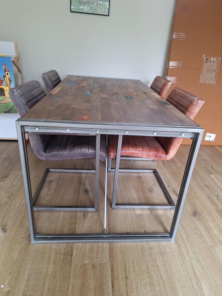 Industriële teak houten eettafel met metalen frame, Ophalen, Teakhout, 50 tot 100 cm, Zo goed als nieuw