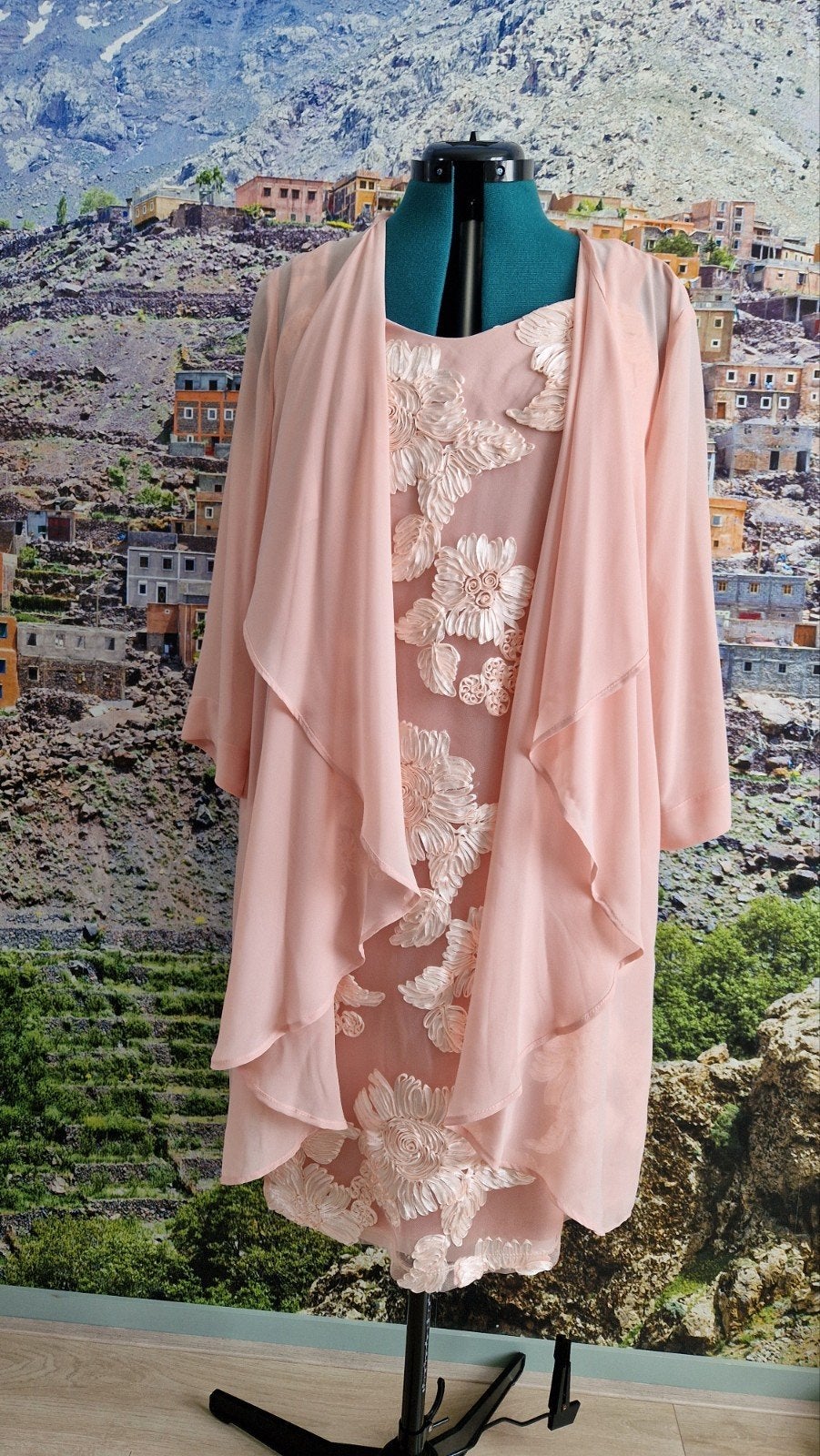 Frank Lyman Roze Jurk met Bolero en Bloemenapplicaties, Kleding | Dames, Jurken, Maat 46/48 (XL) of groter, Ophalen of Verzenden