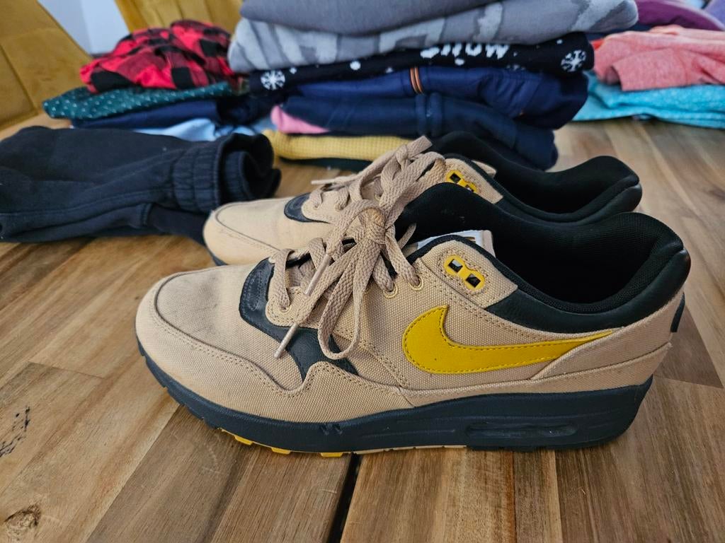 Air max 1 premium elemental gold maat 42, Nike air max, Overige kleuren, Ophalen of Verzenden, Sneakers of Gympen