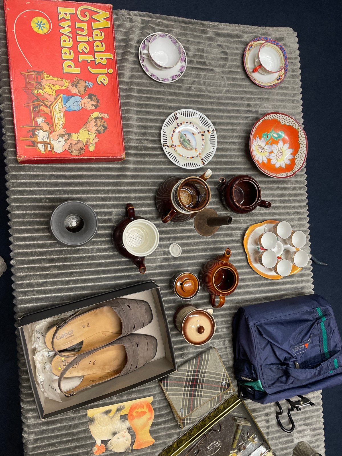 Servies, schoenen, spel en fietstas, Antiek en Kunst, Ophalen