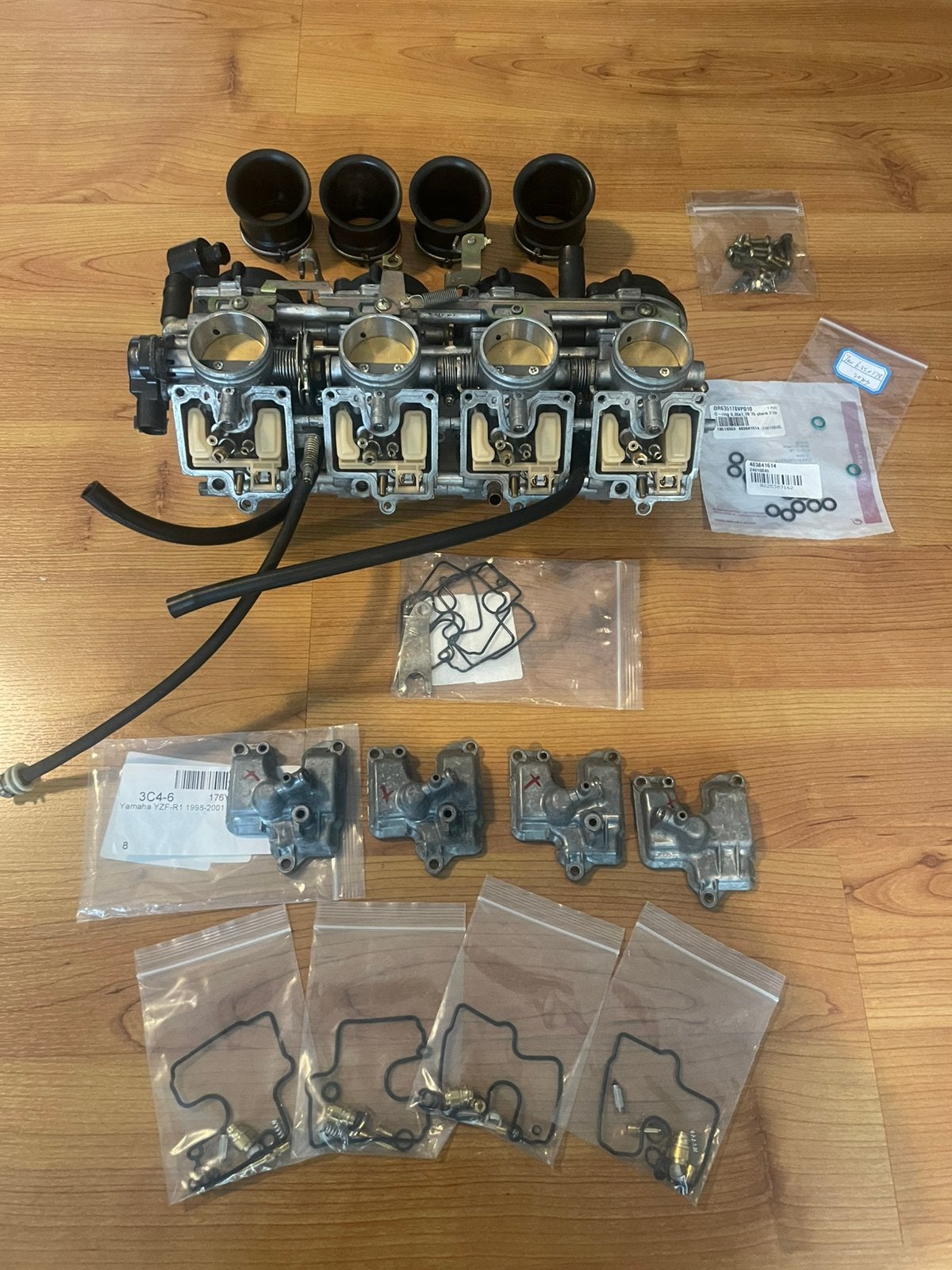 Yamaha YZF R1 carburateurs mikuni BDSR40 1998/1999, Ophalen of Verzenden, Gebruikt