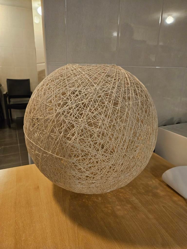 Bolvormige hanglamp van draad, Ophalen of Verzenden, Zo goed als nieuw, Kunststof, Minder dan 50 cm