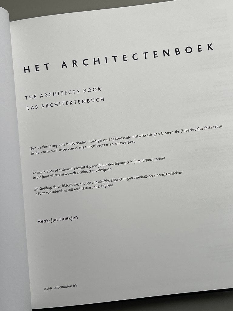 Het Architectenboek deel 1 & deel 2 designmeubelen / stoelen, Ophalen of Verzenden, Zo goed als nieuw, Eén