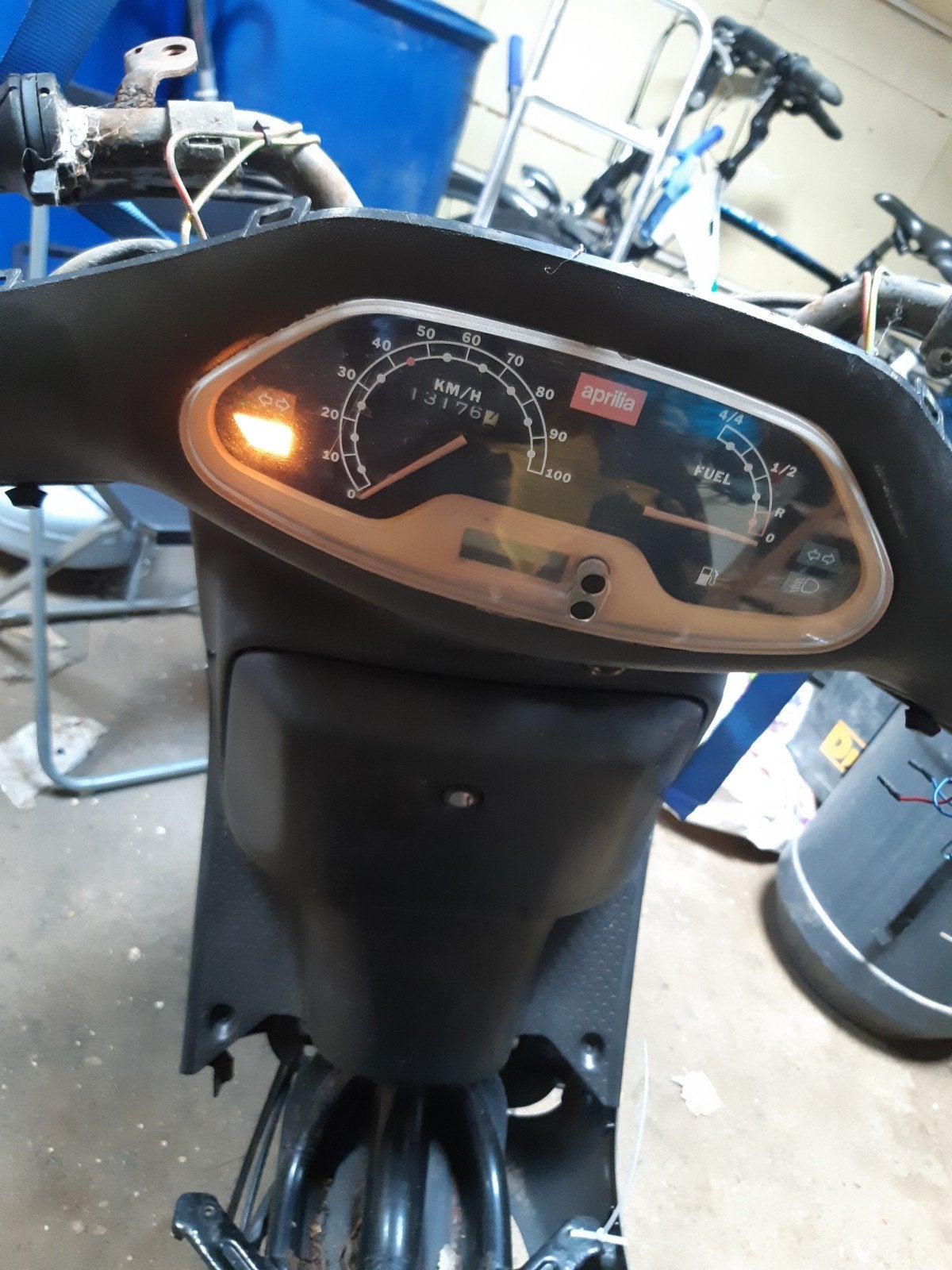 aprilia amico younger 50cc geel, Ophalen, Tweetakt, Gebruikt, Overige modellen
