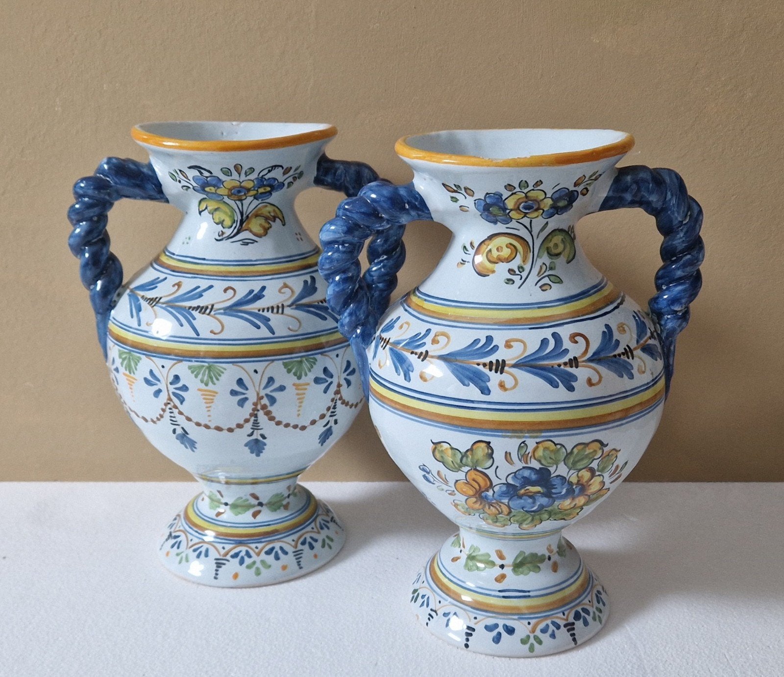 Set Spaanse keramiek Vazen | Artesanía Llonguera |, 26 cm, Gebruikt, Handgemaakt, Meerkleurig