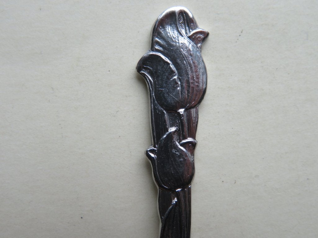 Gero Zilmeta lepeltje Tulp / bloem model 215, Verzenden