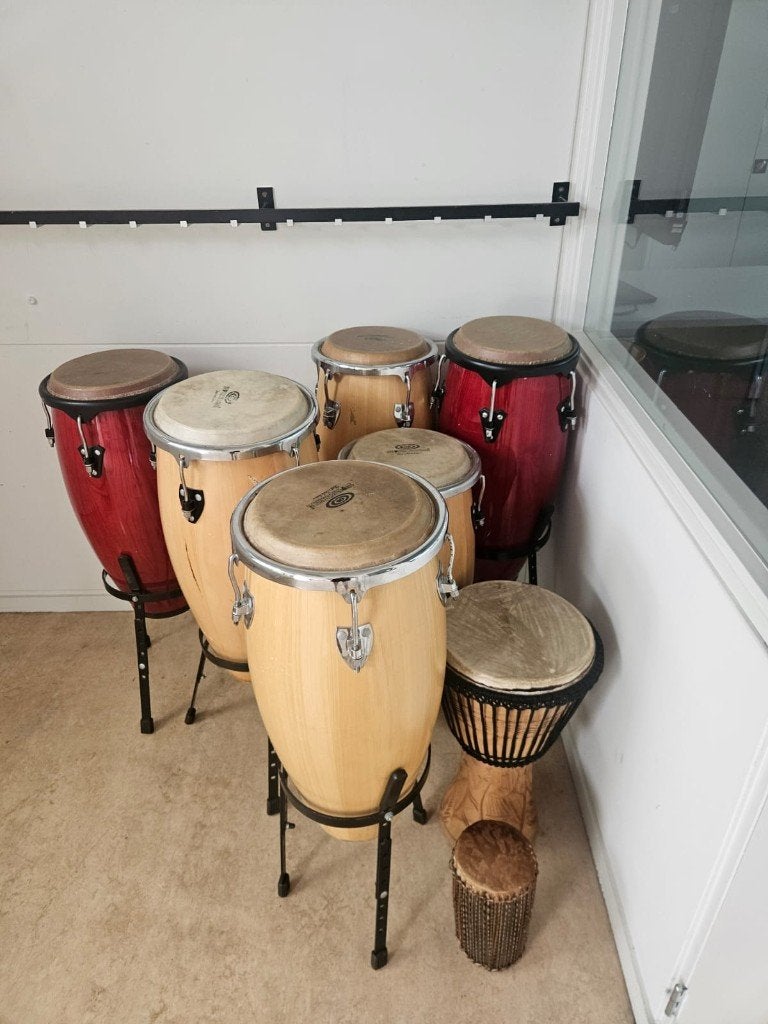 Te koop: Complete set conga's en percussie, Muziek en Instrumenten, Ophalen, Zo goed als nieuw, Trommel