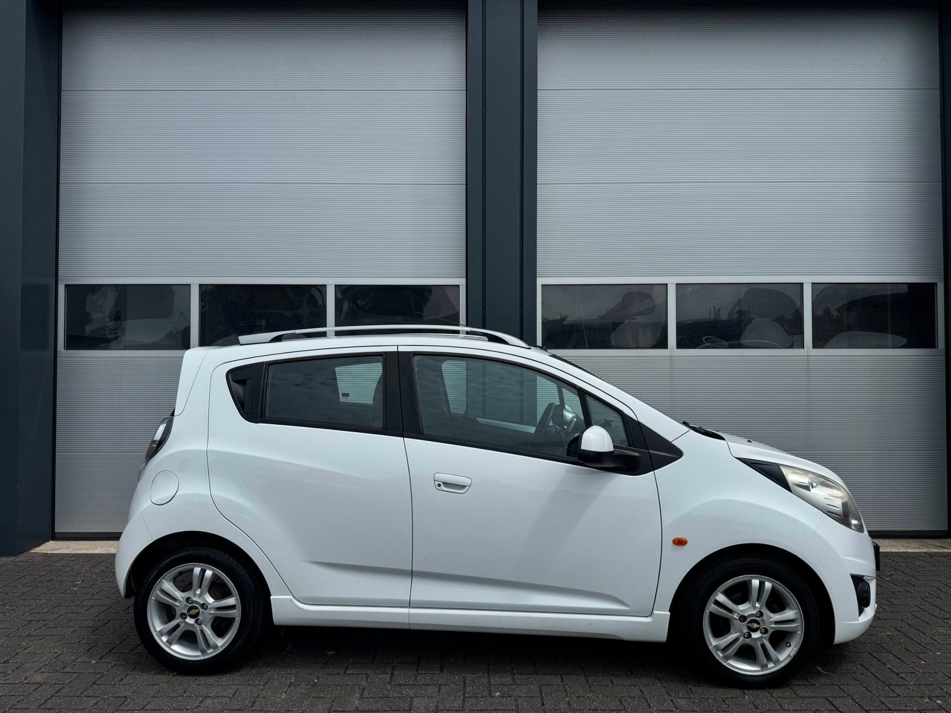 Chevrolet Spark 1.2 16V LT Airco Bluetooth Parkeersensor, Voorwielaandrijving, Gebruikt, 4 cilinders, 82 pk