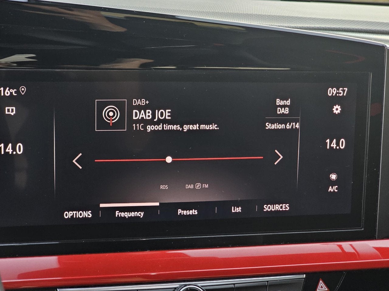 Foto 16 van Opel Mokka 1.2 Turbo GS Line Trekhaak afn. | Stoel en stuurw