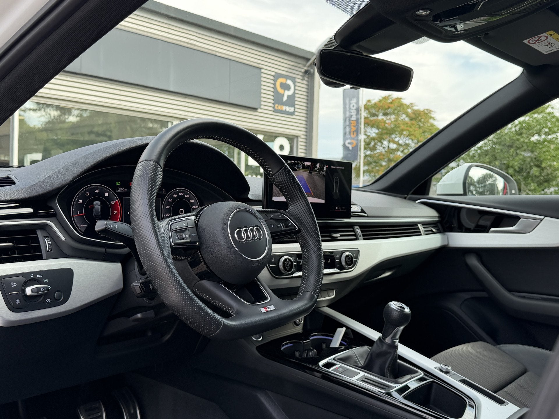 Audi A4 Avant 35 TFSI S-Line | Virtual cockpit | Camera | LE, Voorwielaandrijving, 4 cilinders, Wit, Handgeschakeld