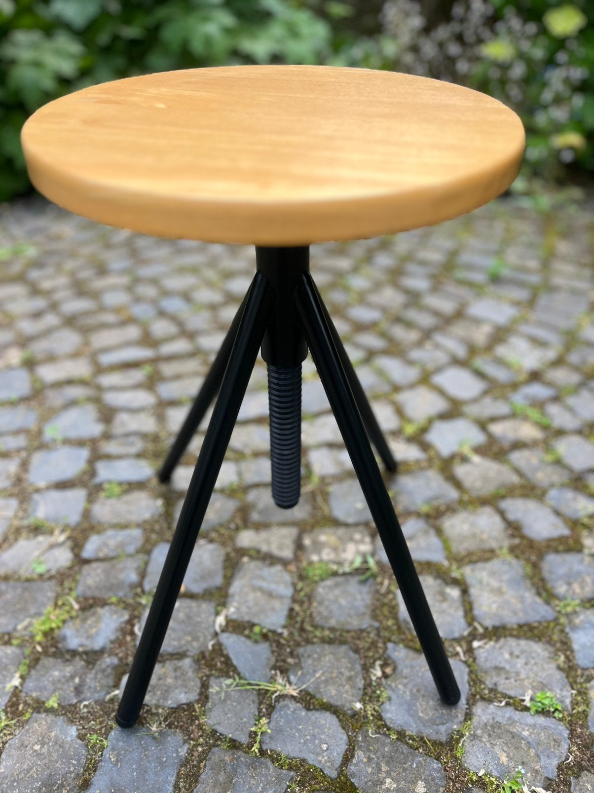 Draaibaar krukje, Ophalen, Zo goed als nieuw, Hout