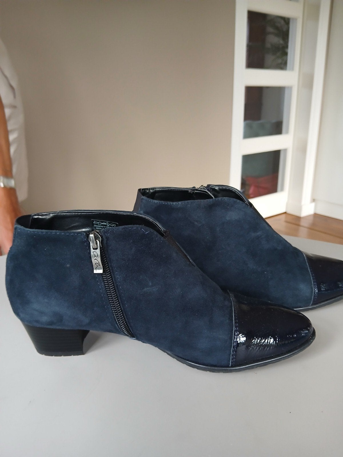 Elegante schoentjes van Luftpolster. Donkerblauw suède., Ophalen, Luftpolster, Blauw, Lage of Enkellaarzen