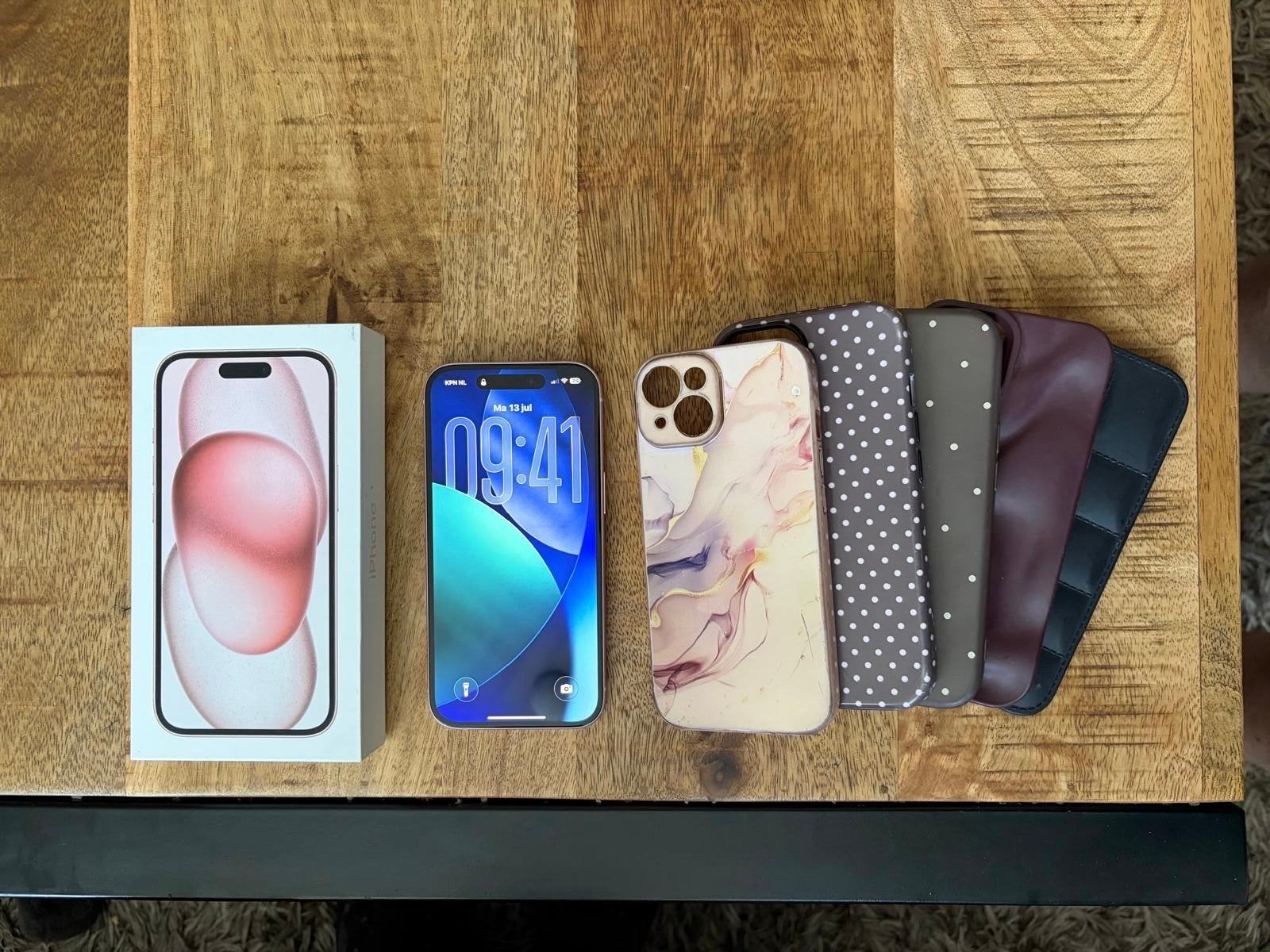 Zeer nette iPhone 15 roze 128GB, Ophalen, 128 GB, IPhone 15, 88 %