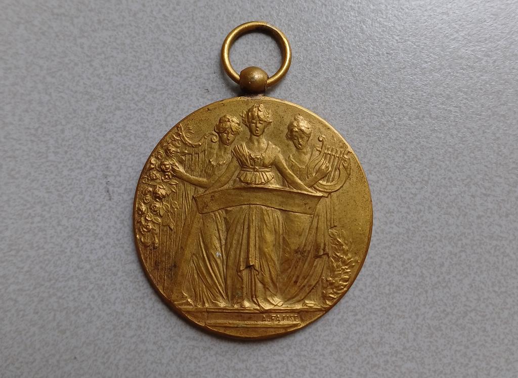 Medaille Veenklooster Concours 19-08-1936 Verguld? Zang Koor, Ophalen of Verzenden, Overige materialen