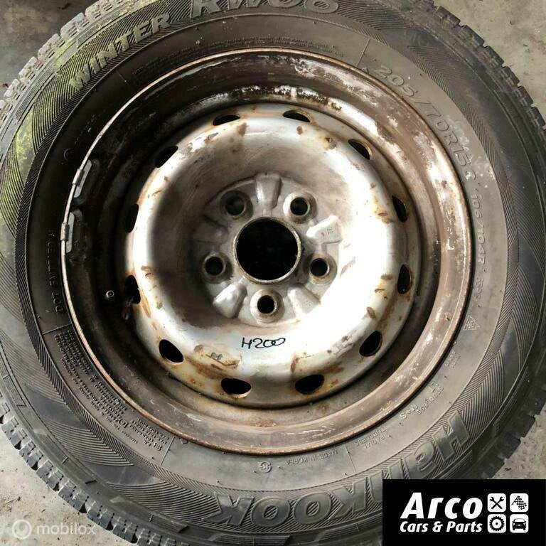 Hyundai H 200 Velg 15 inch 52910-4A700, Gebruikt, 15 inch, Velg(en), Ophalen of Verzenden