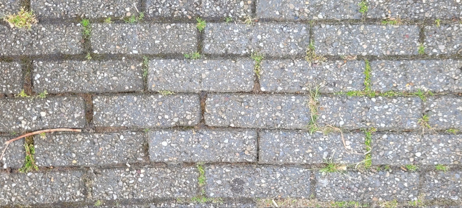 Klinkers 420x530 - vanaf augustus op te halen, Ophalen, Gebruikt, Beton, Klinkers