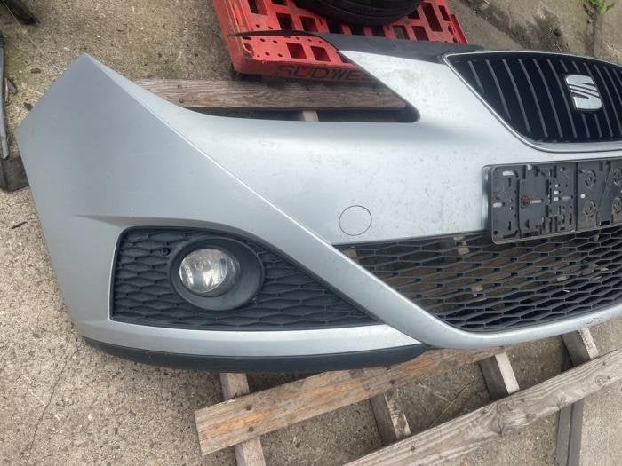 Voorbumper van een Seat Ibiza, Auto-onderdelen, Gebruikt, -, Verzenden, -