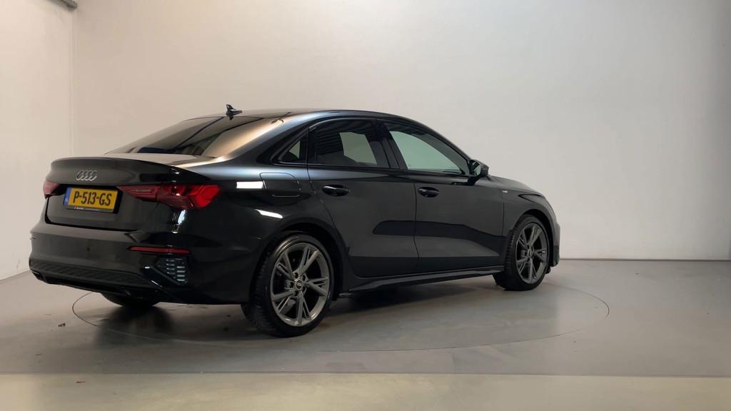 Audi A3 Limousine 30 TFSI S Edition S-Line LED Leder-Stof Na, Gebruikt, Leder en Stof, Zwart, Origineel Nederlands