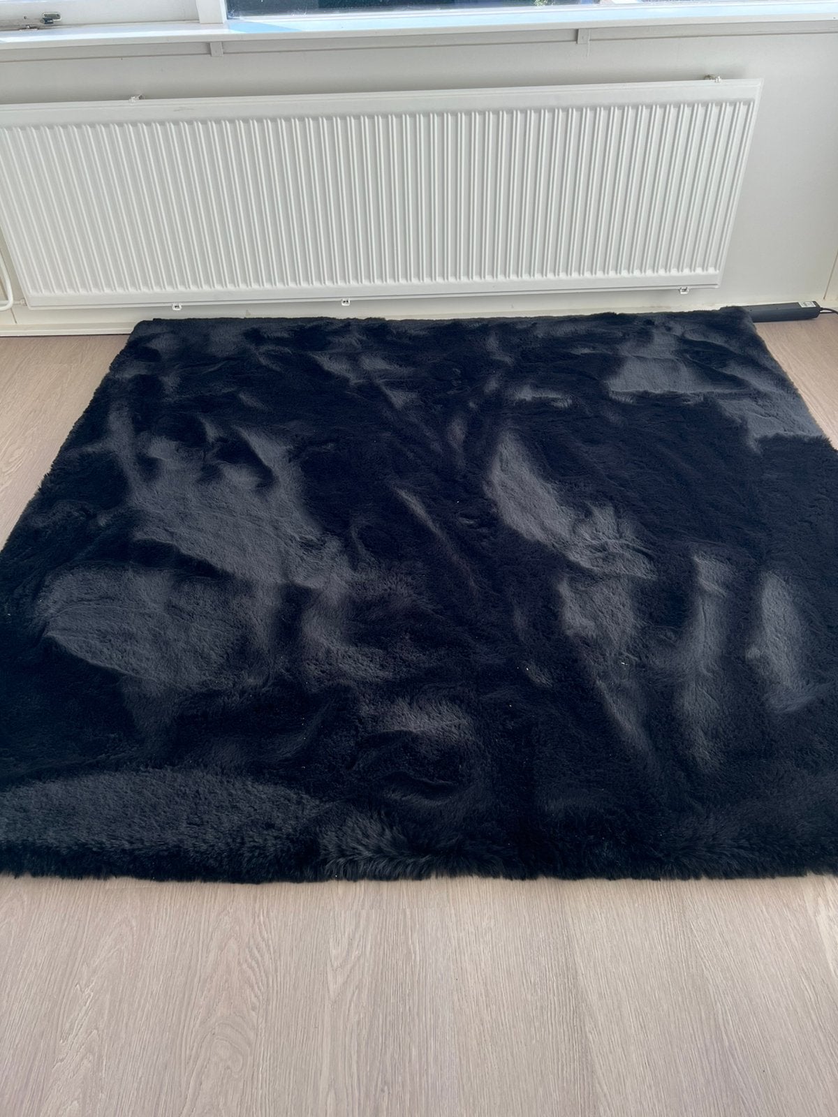 Vloerkleed zwart velvet, Ophalen, Zwart, 200 cm of meer, Zo goed als nieuw