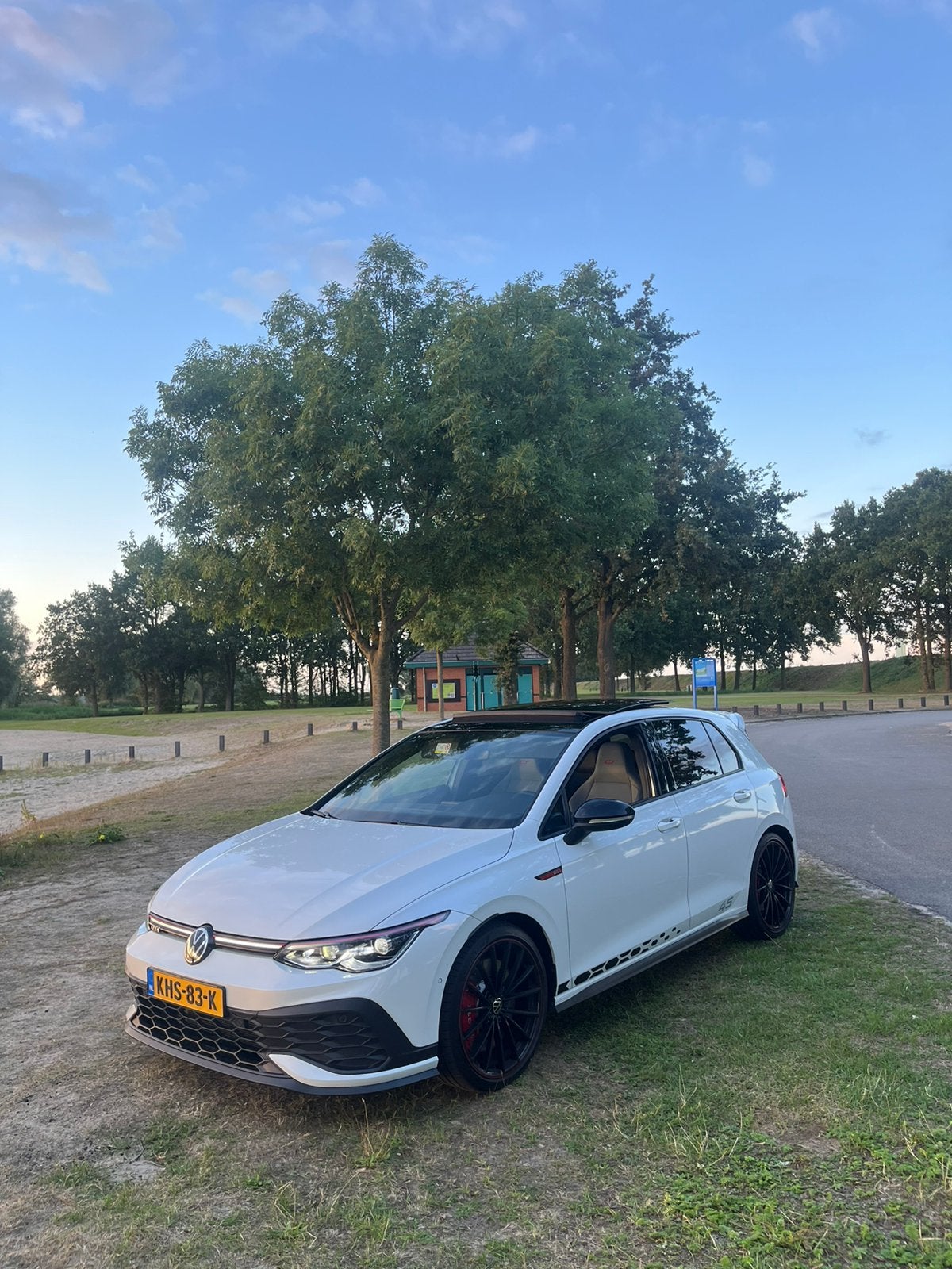 Golf 8 GTI Clubsport 45 Jahre - Akra, iQ, H/K, Memory, Auto's, Dealer onderhouden, 4 cilinders, 1984 cc, Wit