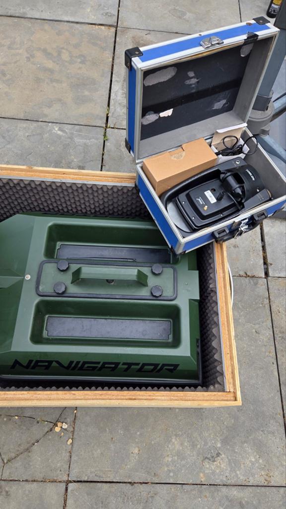 Voerboot, Ophalen of Verzenden, Zo goed als nieuw, Koffer of Tas