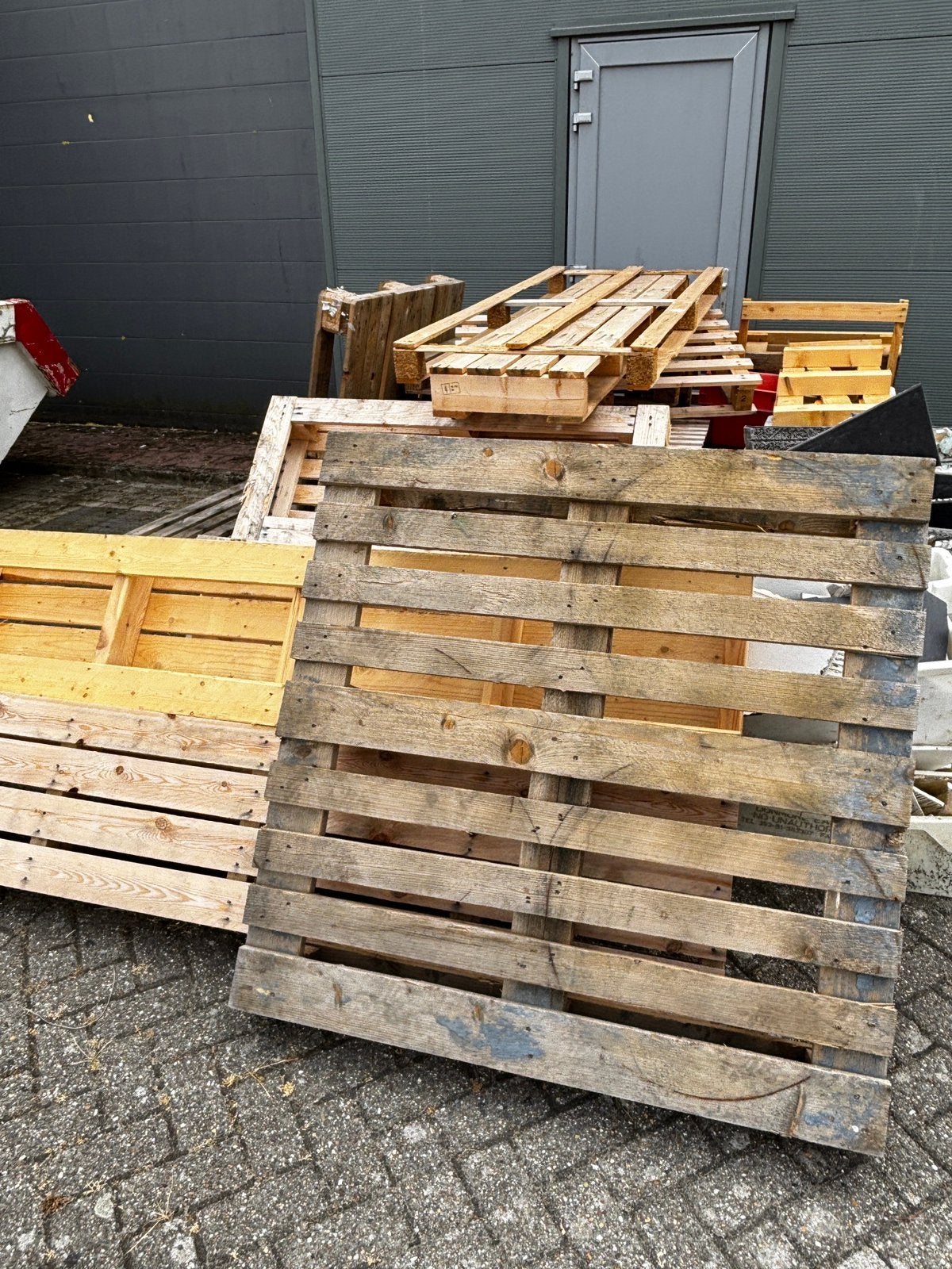 GRATIS Pallets !, 6 m³ of meer, Ophalen