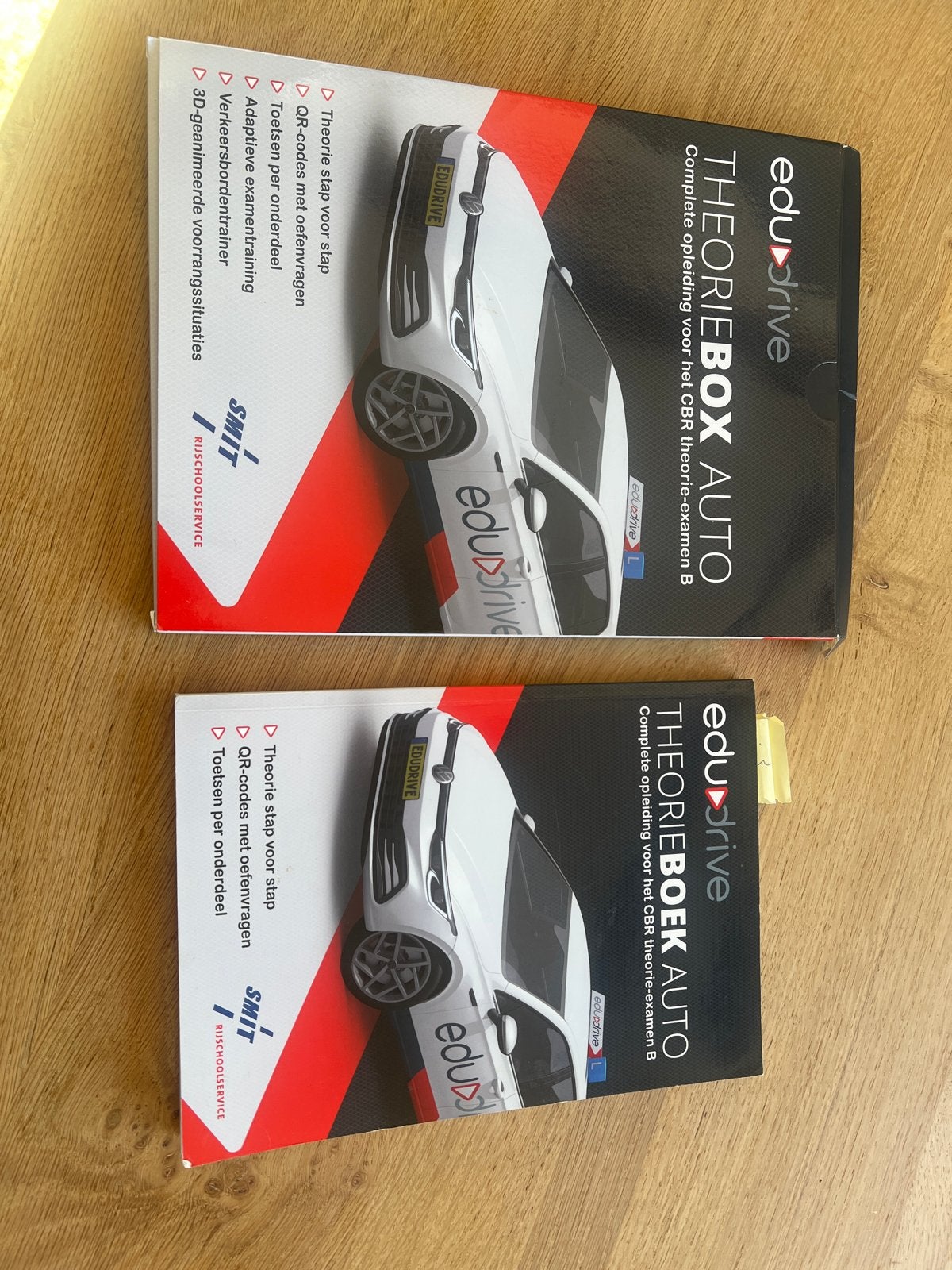 EduDrive Theorieboek Auto + Theoriebox Auto CBR examen B, Boeken, Ophalen of Verzenden, Zo goed als nieuw, Overige niveaus