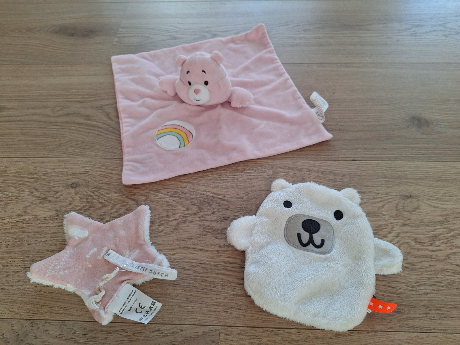 3 knuffeldoekjes Meisje NIEUW, Ophalen of Verzenden, Nieuw, Meisje, Muts