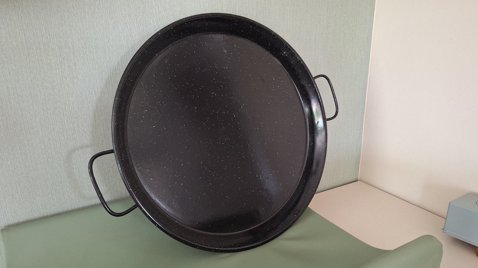 Grote zwarte paellapan  50cm met handvatten, Ophalen of Verzenden, Zwart, Metaal, Overige merken