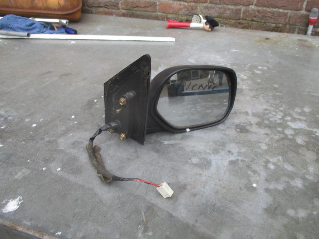 rechter buiten spiegel toyota picnic, Auto-onderdelen, Ophalen, Gebruikt, Toyota, Voor